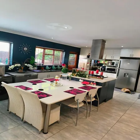 Ferienwohnung Hidden Gem Ruwari Kapstadt Zimmer foto